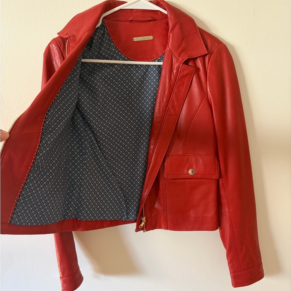 Massimo Dutti Red Leather Women's Jacket - Picture 4 of 6